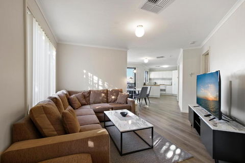 A Stones Throw - Accommodation NSW 1