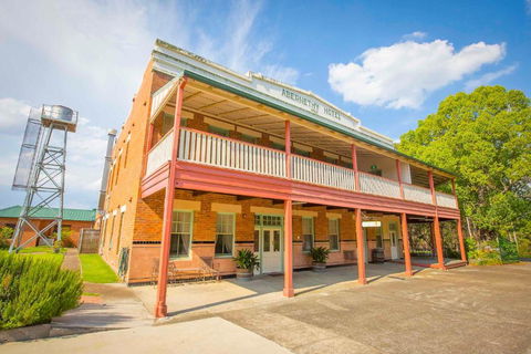 Abernethy House & Cottage - Accommodation NSW 2