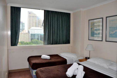 Accommodation Sydney: Hyde Park View 2 Bedroom 1 Bathroom Pet Friendly Apartment - Accommodation NSW 0