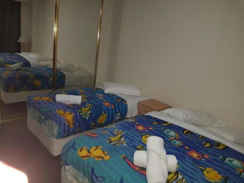 Accommodation Sydney - Kent Street Sydney CBD Top Floor 2 Bedroom Apartment With Balcony - Accommodation NSW 0