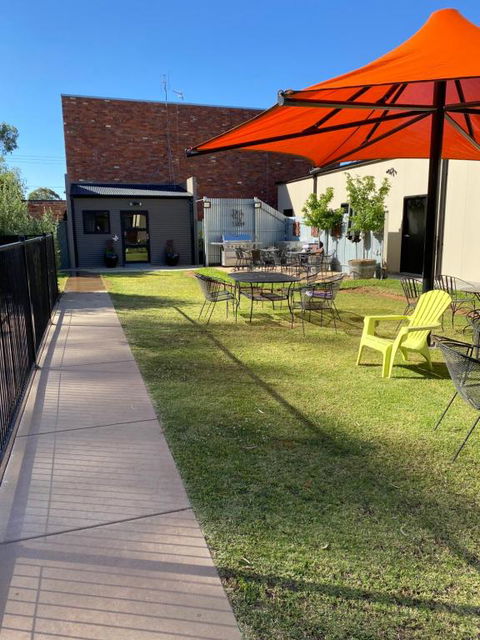 Adelphi Apartment 4 - Accommodation NSW 3