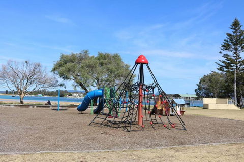 ADS On Collins - 4 Bedroom And Pet Friendly - Accommodation NSW 2