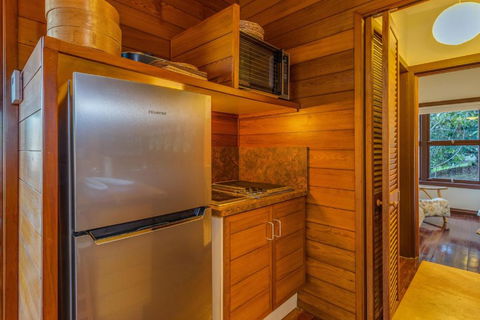 Aetos - Accommodation NSW 1