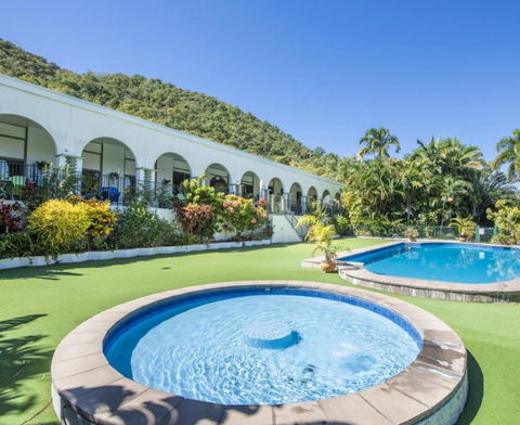 AFFORDABLE ISLAND ESCAPE! Queen Studio, Nelly Bay - Accommodation NSW 0