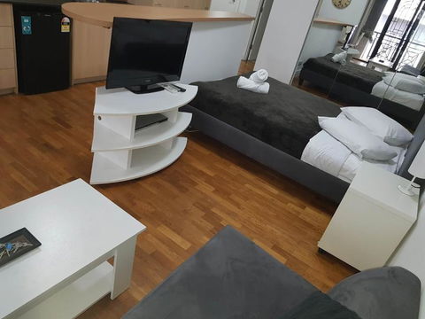 Accommodation Sydney Potts Point Pet Friendly Studio Apartment With Balcony - Accommodation NSW 3