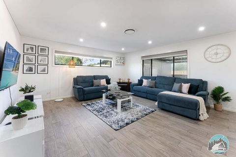 Aircabin - Guildford - 3 Beds Spacious House - Accommodation NSW 0