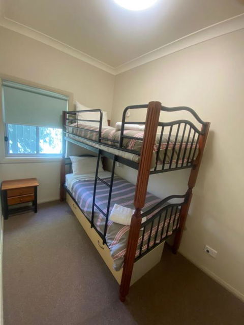 Airfield Tourist Park Temora - Accommodation NSW 3