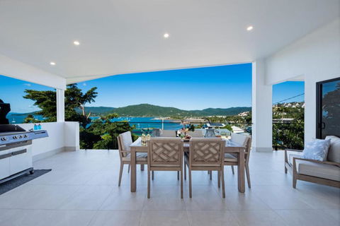 Airlie Bay View - Accommodation NSW 0