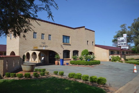Alamo Motor Inn - Accommodation NSW 0