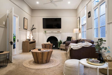 Albert Cottage - Accommodation NSW 2