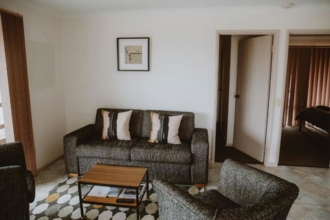 Alkoomi Chalets - Accommodation NSW 2