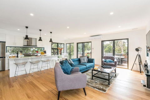 Allawah - Accommodation NSW 1