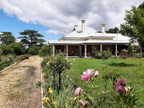 Alloway Bank - Accommodation NSW 2