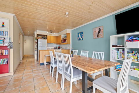 Am Meer At Cora Lynn - Accommodation NSW 3