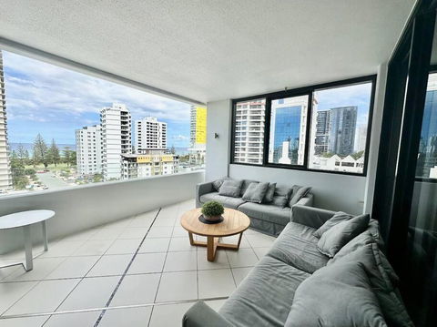 Amazing Aria Luxury On The 8th Floor, Broadbeach - Accommodation NSW 4
