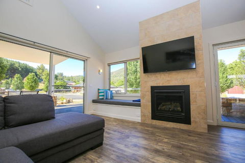 Amber Mist Villa - One - Accommodation NSW 1