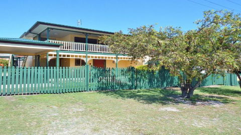Amberlee House - Bring Your Own Linen - Accommodation NSW 1