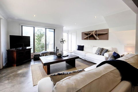 Anglers Cove - Accommodation NSW 2
