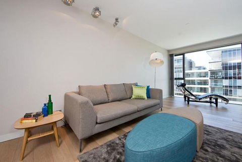 Aurora 14 - Accommodation NSW 4