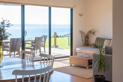 Antechamber Bay Retreats - Accommodation NSW 4