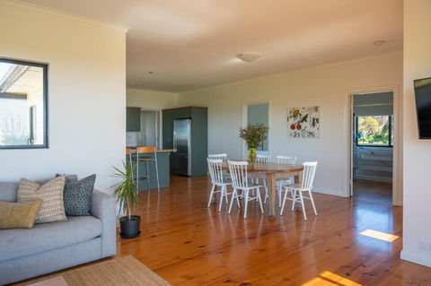 Antechamber Bay Retreats - Accommodation NSW 1