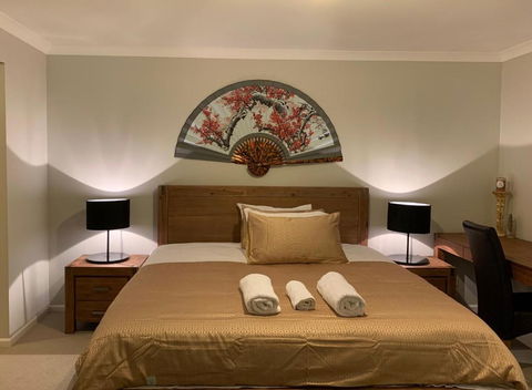 Apple House Truganina - Accommodation NSW 0