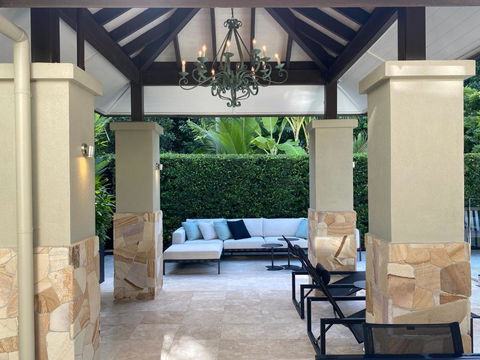 AQUA Beachfront Villa Port Douglas - Accommodation NSW 2