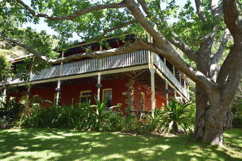 Arakoon House 1 - Bring Your Own Linen - Accommodation NSW 0
