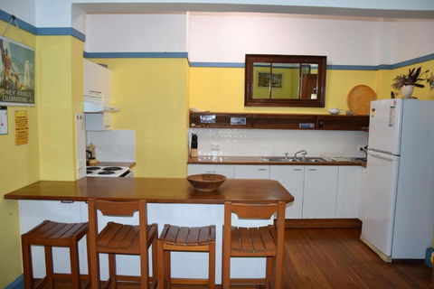 Arakoon House 1 - Bring Your Own Linen - Accommodation NSW 2