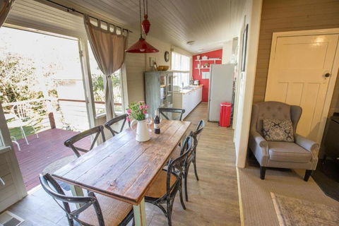 Arohanui - Accommodation NSW 2