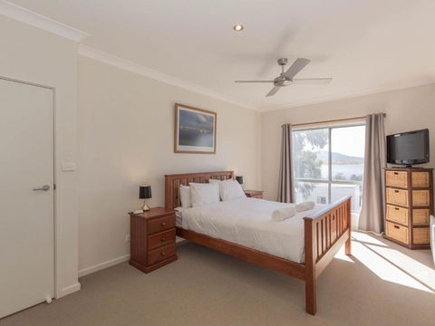 Aspect 1 8a Poley Cow Lane - Accommodation NSW 4