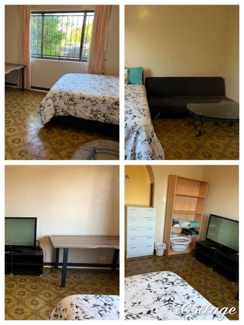 Aspley Bedroom & Share Bathroom With Other Guests - Accommodation NSW 0