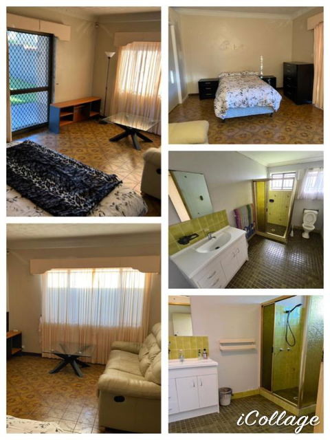 Aspley Bedroom & Share Bathroom With Other Guests - Accommodation NSW 4