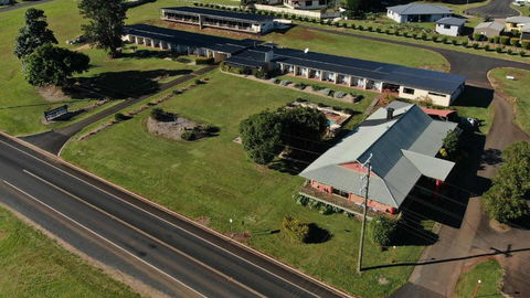 Atherton Apartments - Accommodation NSW 3