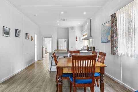 Aunty Wins - Accommodation NSW 2