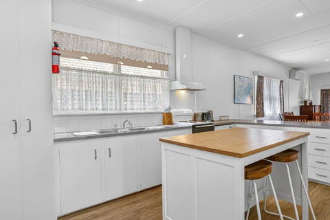 Aunty Wins - Accommodation NSW 4