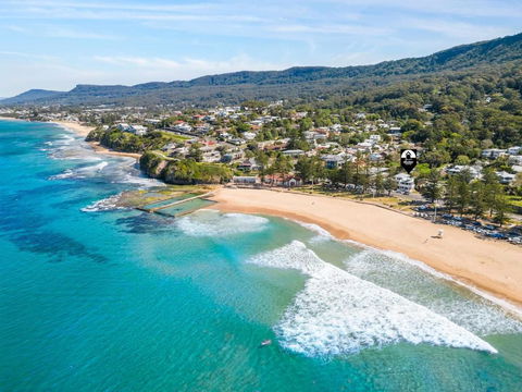 Austi Beach Escape - A Dreamy Oceanfront Haven - Accommodation NSW 4