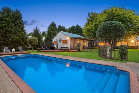 Avonlea, Bowral, Southern Highlands - Accommodation NSW 4