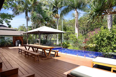 Away Guesthouse- Away On Shirley Lane - Accommodation NSW 3
