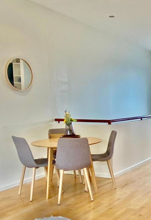 Ascot Vale - Lovely 2 Bedroom Townhouse Close To Everything! - Accommodation NSW 3