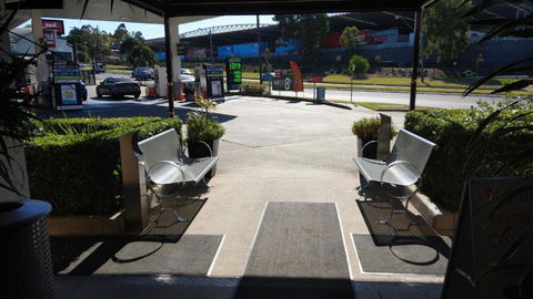 Arena Hotel (formerly Sleep Express Motel) - Accommodation NSW 4