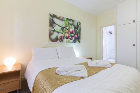 B5 Crawley Apartment 1 BRM & Sleepout Near UWA - Accommodation NSW 0