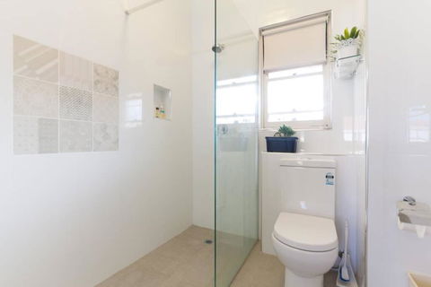 B7 Crawley Apartment 1 BRM & Sleepout Near UWA - Accommodation NSW 1