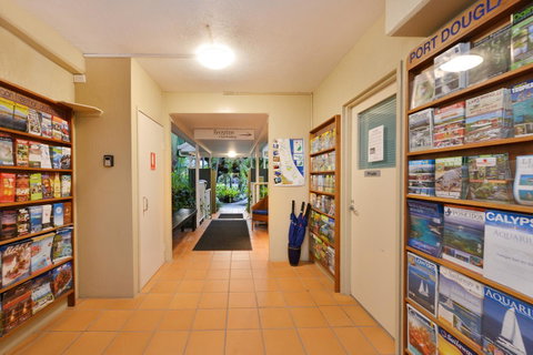 Port Douglas Apartments - Adults Only Oasis - Accommodation NSW 10