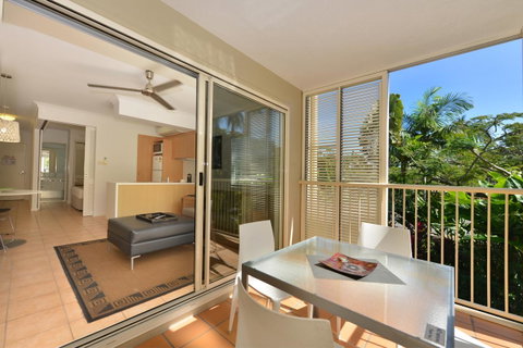 Port Douglas Apartments - Adults Only Oasis - Accommodation NSW 5