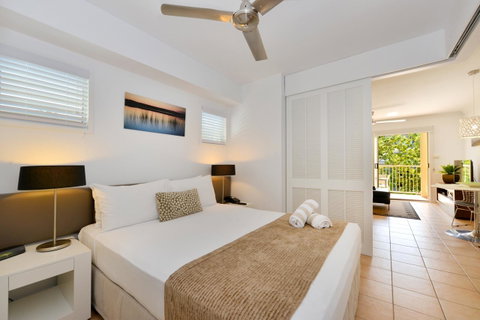 Port Douglas Apartments - Adults Only Oasis - Accommodation NSW 31