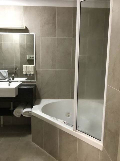 Villa Nova Motel - Accommodation NSW 5