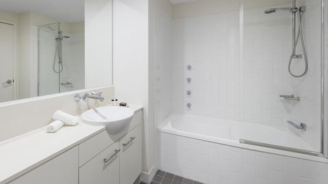 Apartments @ 212 Margaret - Accommodation NSW 11