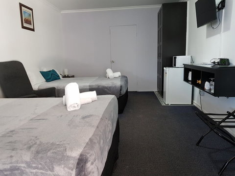The Q Motel Rockhampton - Accommodation NSW 18