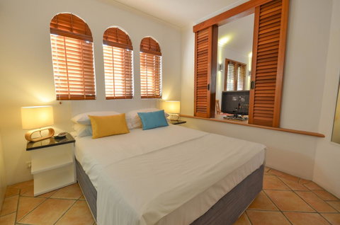 Martinique On Macrossan - Accommodation NSW 6